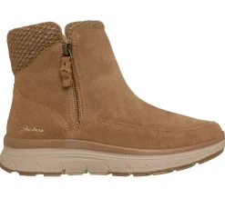 Relaxed Fit: Summits Plus Boot