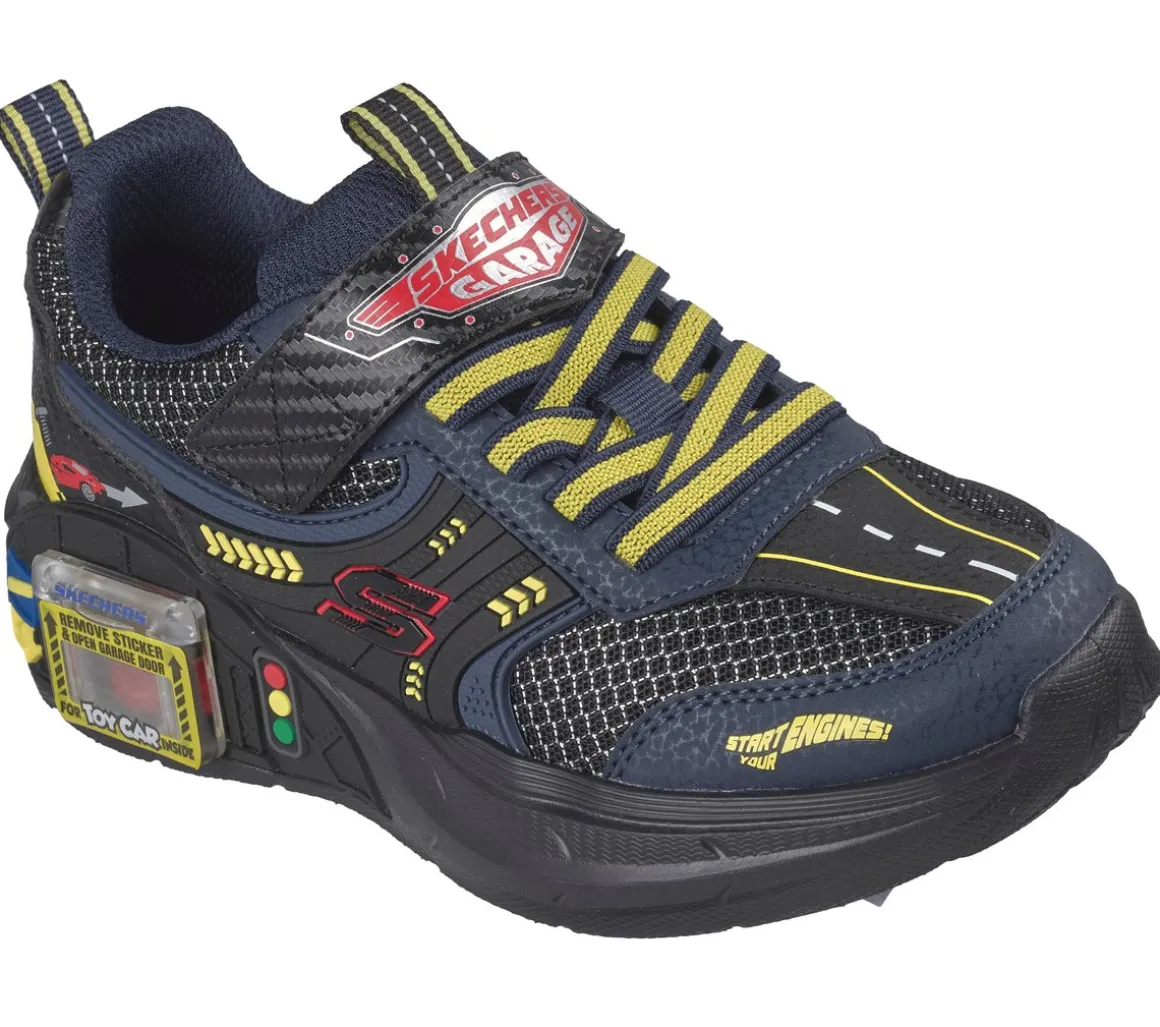 Skechers Garage