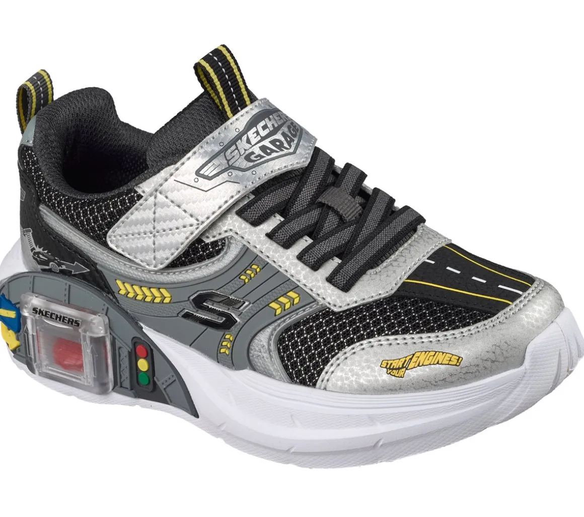 Skechers Garage